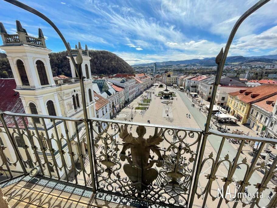Apartman Pistacia Priame Centrum Bb Banská Bystrica Exteriér fotografie